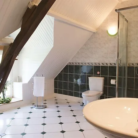 La Marmoire Hotel