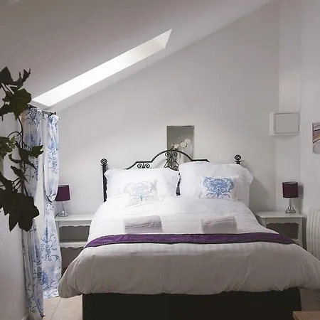 La Marmoire Hotel