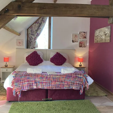 La Marmoire Hotel